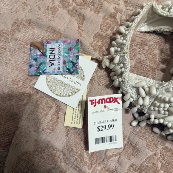 White Beaded Shoulder Bag - Handcrafted in India- VIRAL ONLINE - NWT - Picture 4 of 5